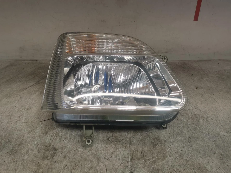 VAUXHALL AGILA RIGHT HEADLIGHT 2005 AGILA ENJOY TWINPORT MPV #101095