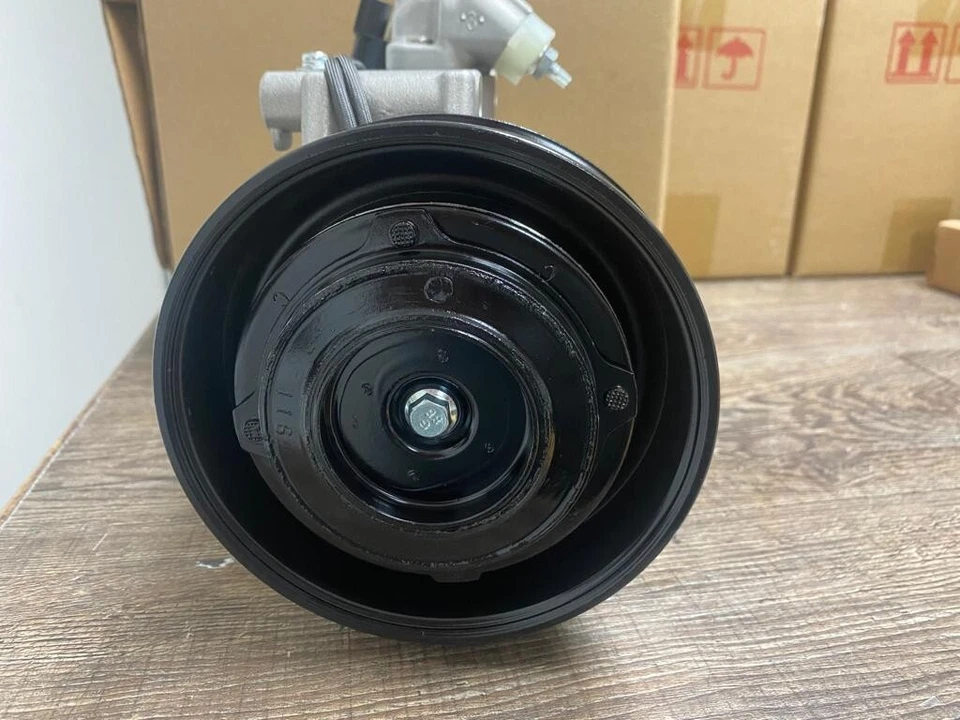 NEW AC A/C COMPRESSOR HONDA ACCORD 4 cylinders 2.4L  2008 2009 2010 2011 2012 - Image 2 of 4