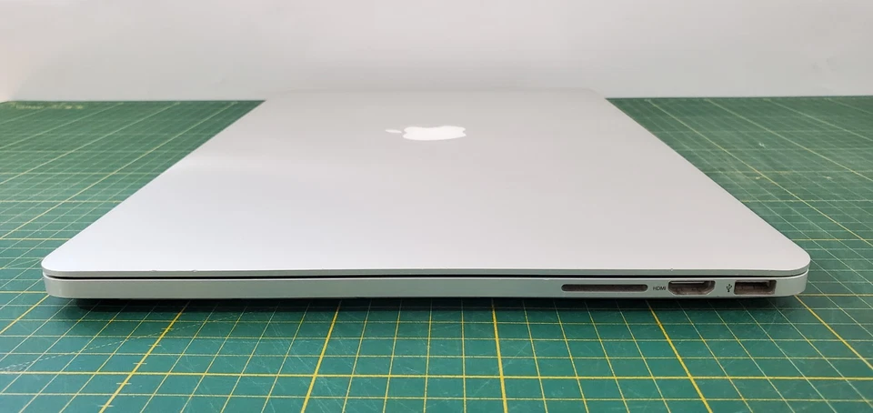 Apple MacBook Pro A1398 (Retina 15" mid 2015) i7, 16GB / 512GB, R9 M370X _2.64_2 - Bild 4 von 4