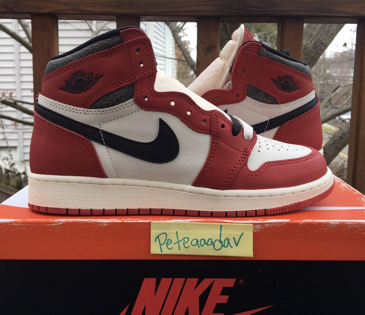 Nike Air Jordan 1 High OG Chicago Lost and Found GS size 5.5 Nike Air Jordan 1 High OG Chicago Lost and Found GS size 5.5