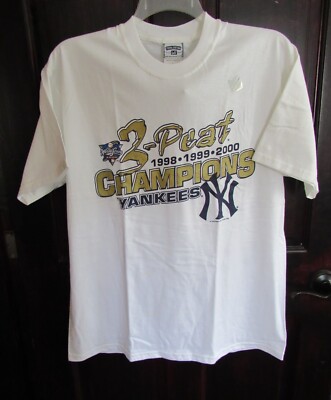 Lee Sport Vintage NY Yankees 3-Peat Champions 1998 1999 2000 T