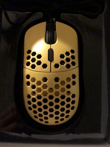 HK Gaming MIRA-M Ultra Lightweight Honeycomb Gaming Mouse 61G (Yellow) PMW3360 - Picture 4 of 5