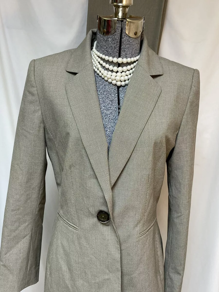 Tahari arthur levine clearance suit