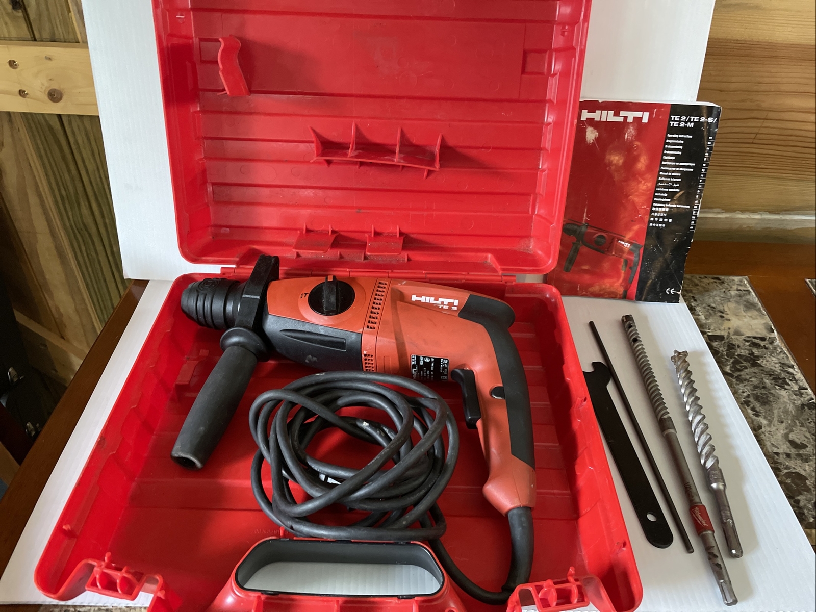 HILTI ロータリーハンマードリル TE15 (D4183wY)