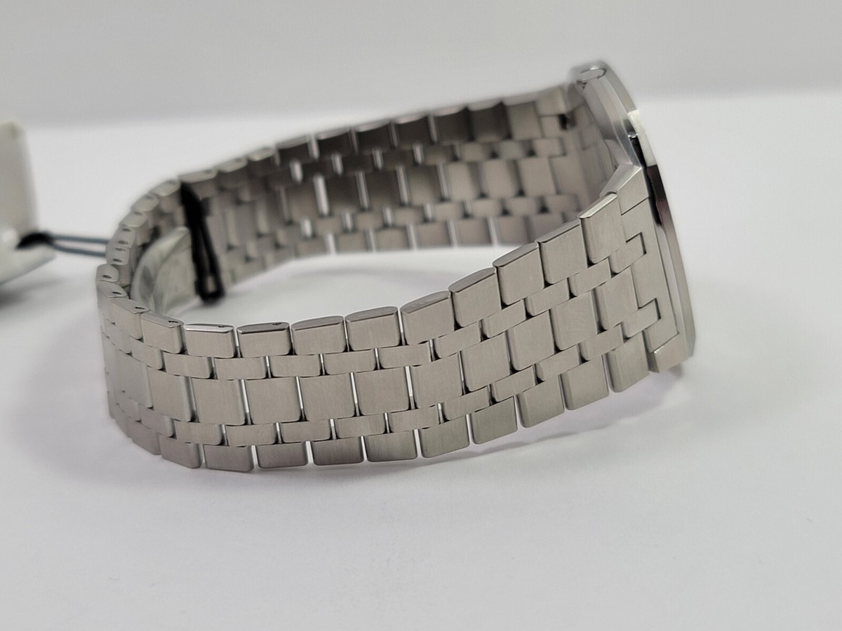 Gucci 25H Diamond SWISS Quartz Ultra Thin Stainless Steel