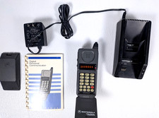 Vtg Motorola Digital Personal Communicator Flip Cell Phone 1990s Accessories