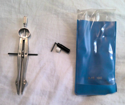 Vtg. B/G GERMANY ADUSTABLE DRAFTING / ENGINEERING COMPASS Plastic Sleeve