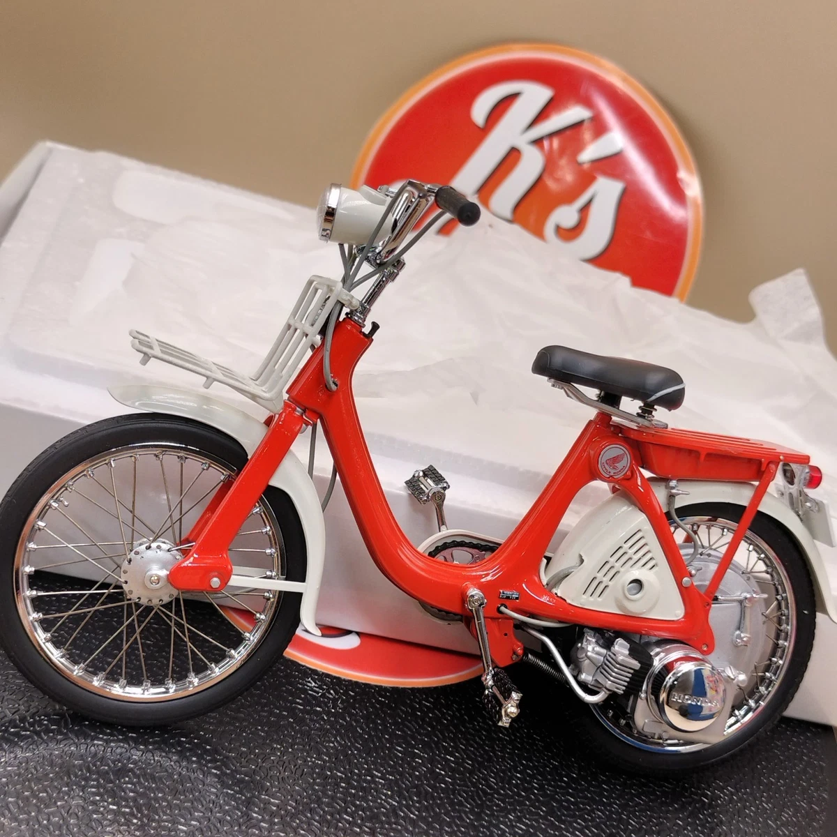 Honda EBBRO 1:10 Contemporary Manufacture Diecast Motorcycles