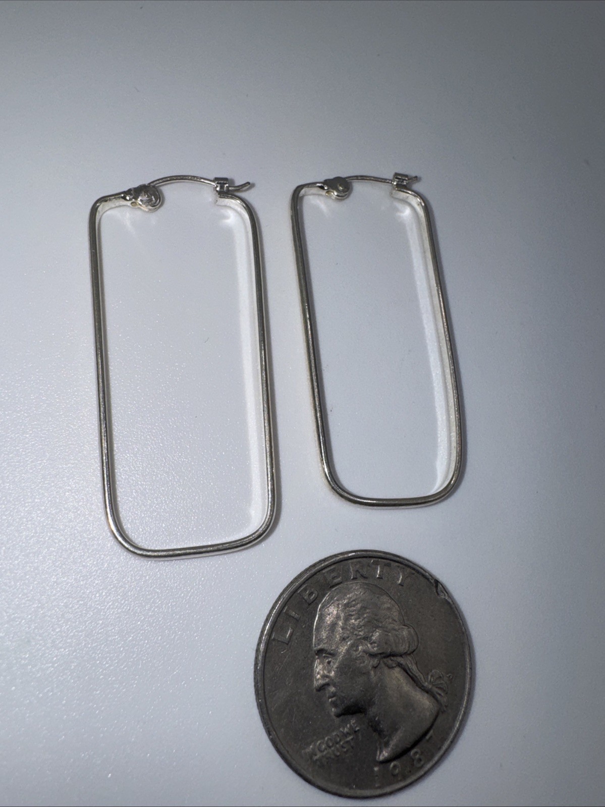 wire rectangular silver earrings - image 2