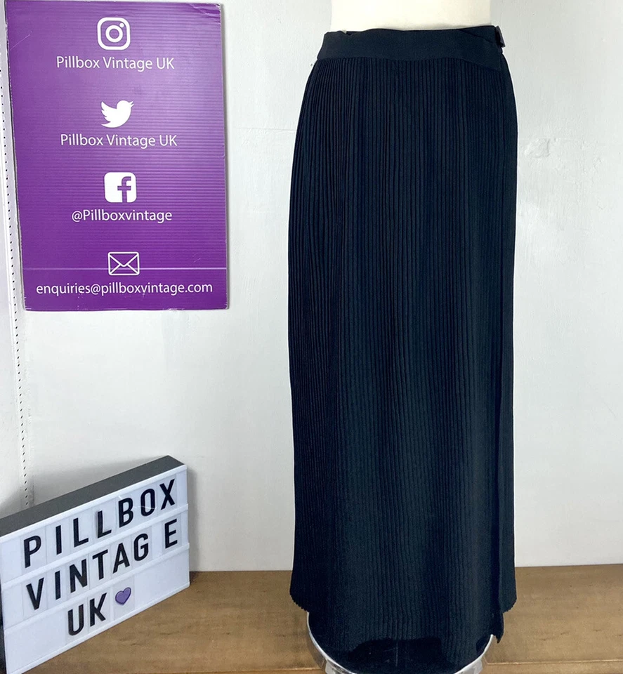 Vintage 90s Skirt Size XL Black Pleated Lined Wrap Skirt Minimal Chic Pleats - Image 2 of 4