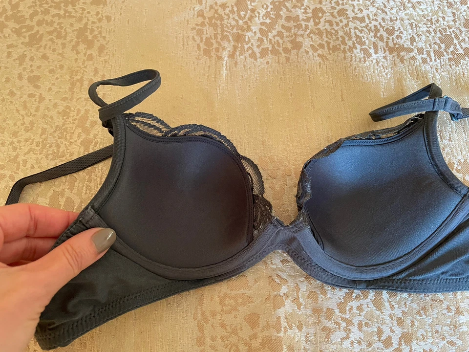 SUJETADOR ACOLCHADO PUSH UP LA PERLA SEMINUEVO, TALLA 32B Foto 4 de 4