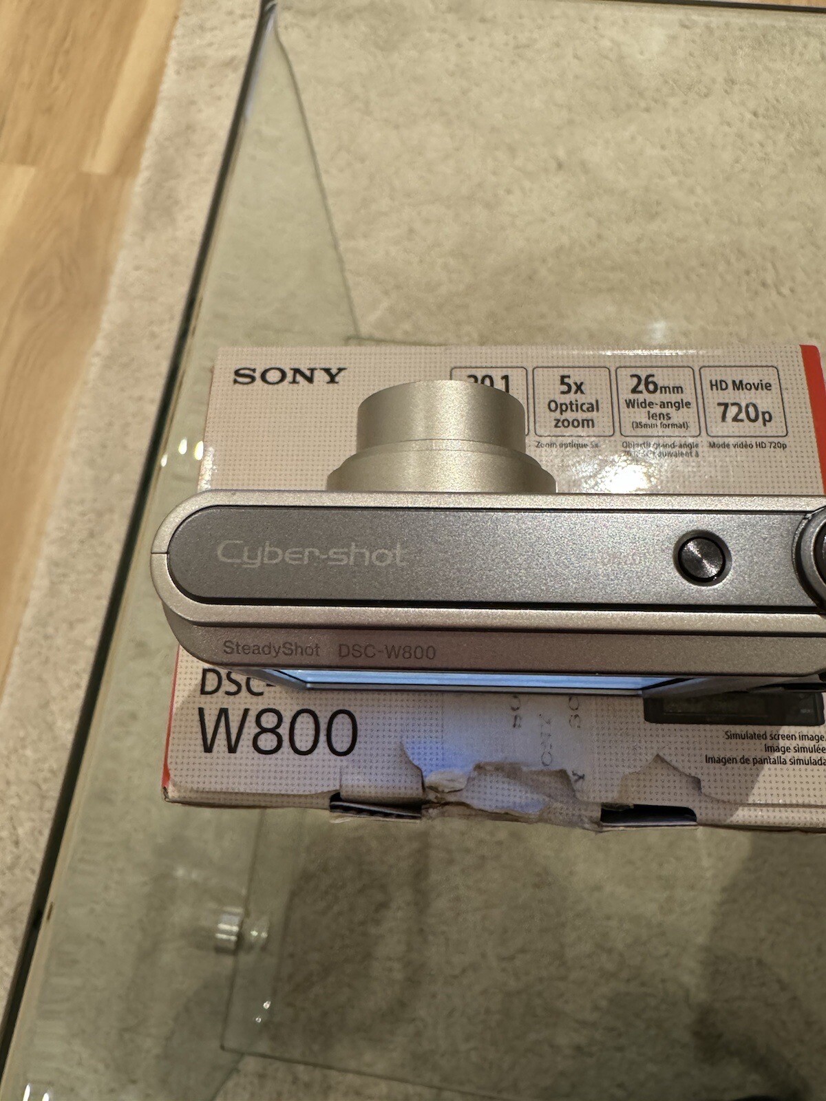 Sony Cybershot DSCW800 20.1MP Digital Camera Silver with Charger