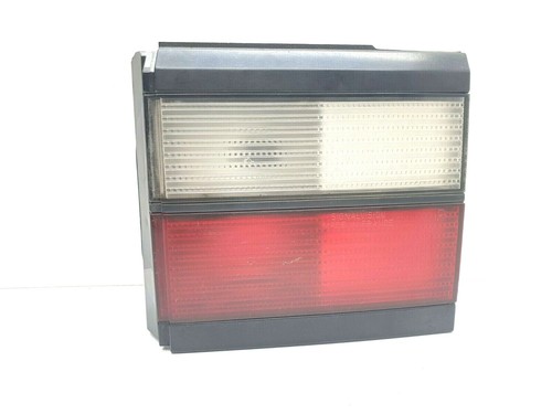 VW Passat 35i Rückleuchte Heckleuchte Bremsleuchte INNEN hinten rechts 333945108