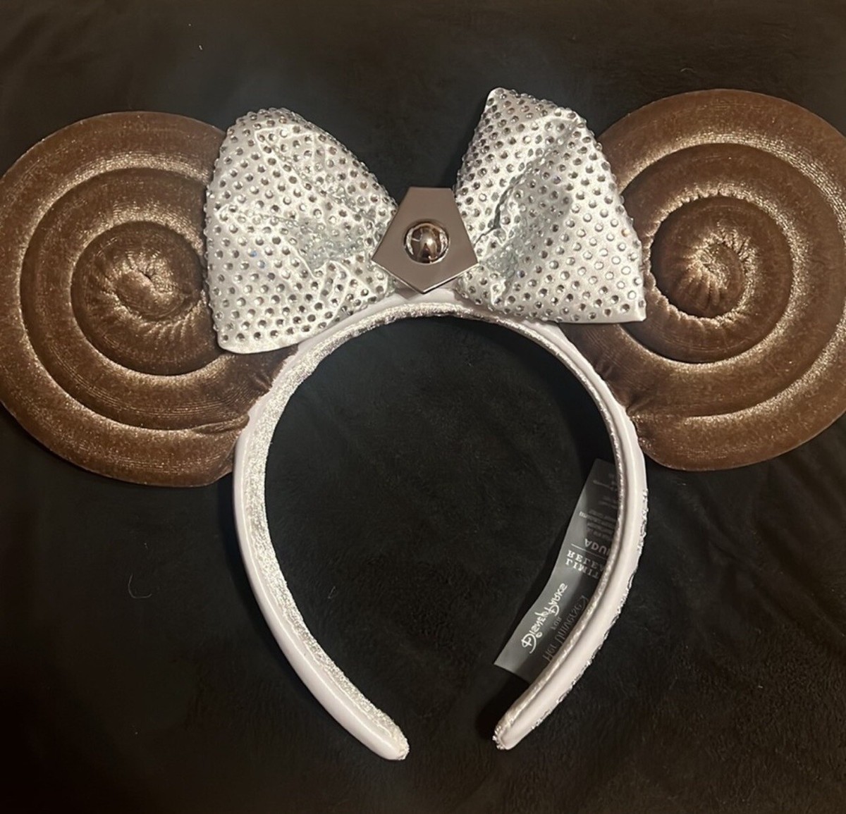 Disney Star Wars Her Universe Princess Leia Limited Release  display picture 3