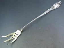 Sterling GORHAM 9 3/8" Lettuce Serving Fork VIRGINIANA 1904 Art Nouveau floral