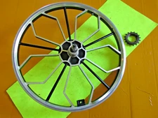 VINTAGE MONGOOSE RADICAL BICYCLE MAG REAR WHEEL (FITS 20" TIRE)