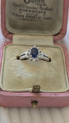 Saphir und Diamant Ring Weißgold komplett gepunzt wunderschöne Farben