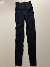 Fabletics High Waisted SculpKnits Pocket Leggings 79.95 Size Small