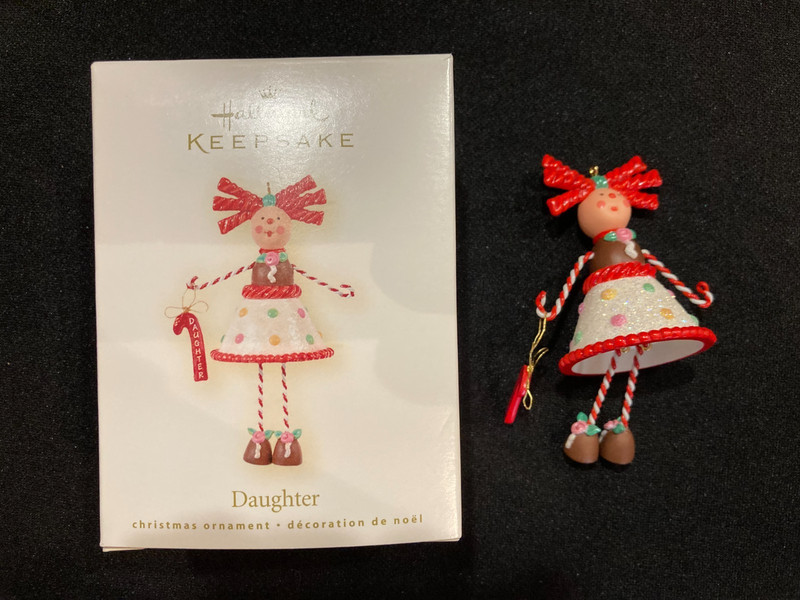 Hallmark Keepsake Ornament - Daughter - 2008
