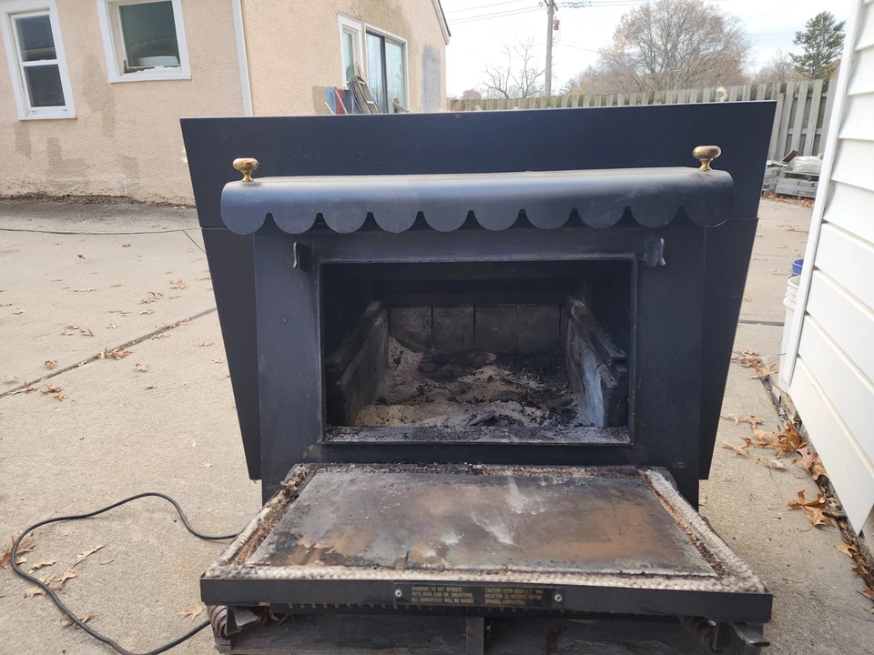 Estufa de tierra chimenea inserto/estufa de hogar - ¡funciona muy bien! Recogida en KC MO Foto 2 de 4