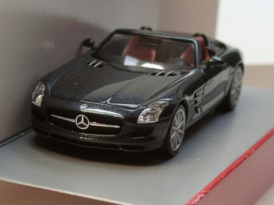 Herpa Mercedes-Benz SLS AMG Roadster, dunkel-blau met. - 034852 - 1:87
