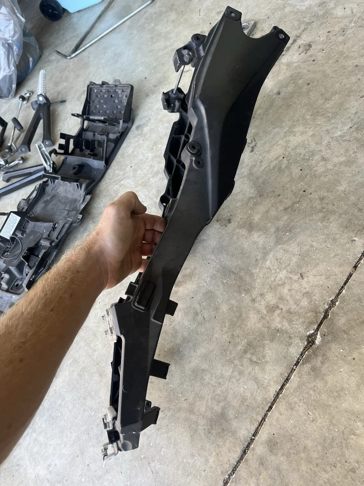 Subchasis GSXR600/750 2011-2025 Foto 2 de 3