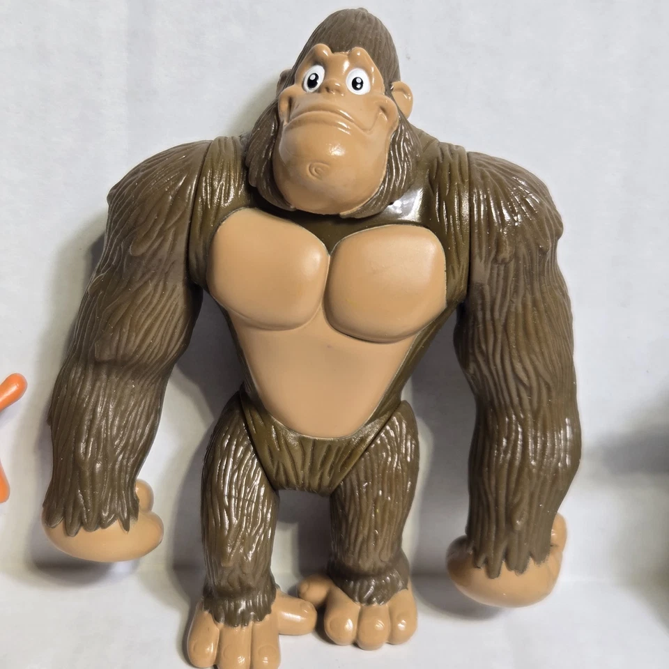 Rainforest Cafe (2000) Vintage Posable Toy Figures Lot of 9  - Image 4 of 4