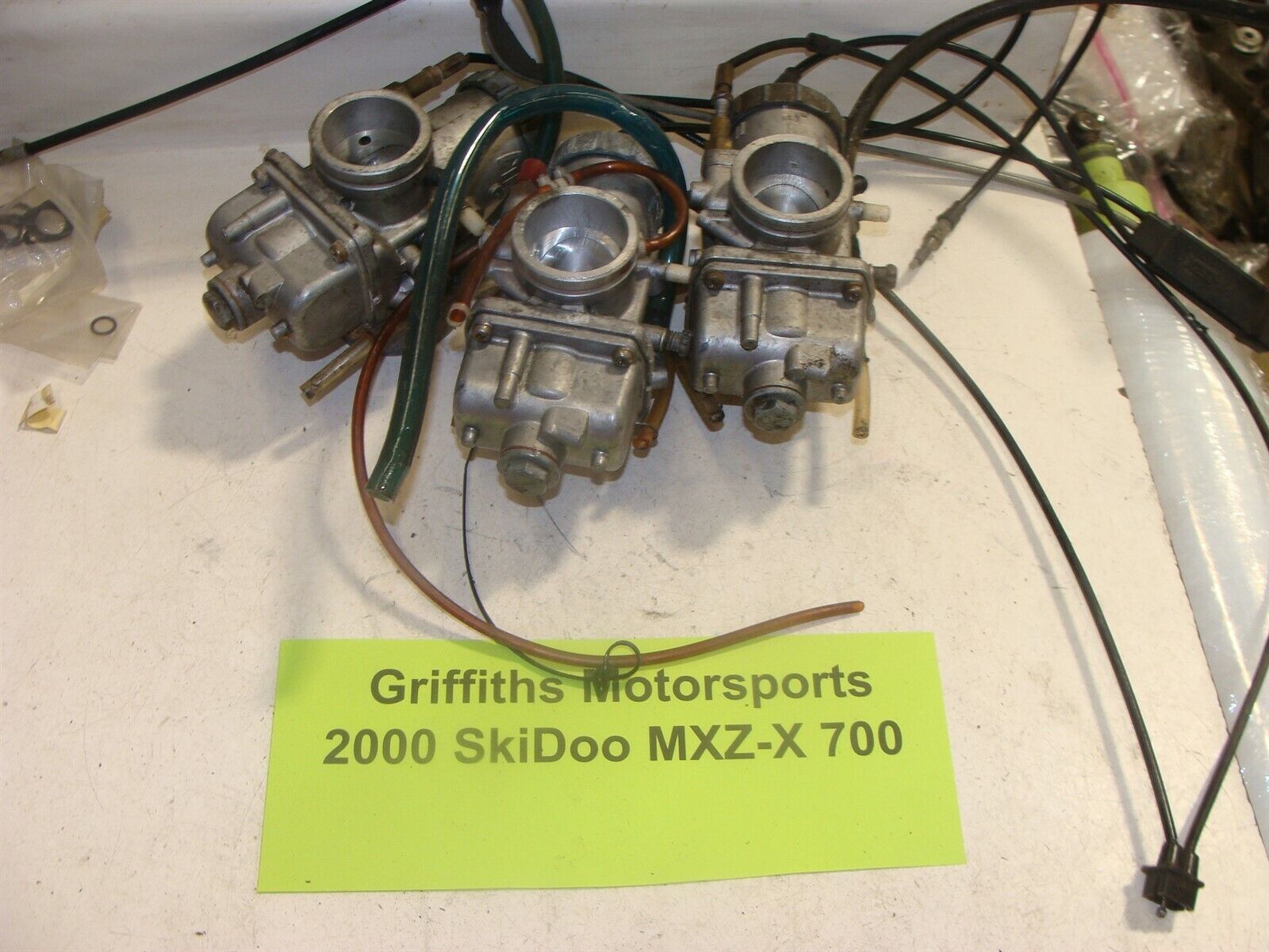 2000 SKI DOO MXZx mxz zx mach z 1 triple set of mikuni 40mm carbs 700 MIC
