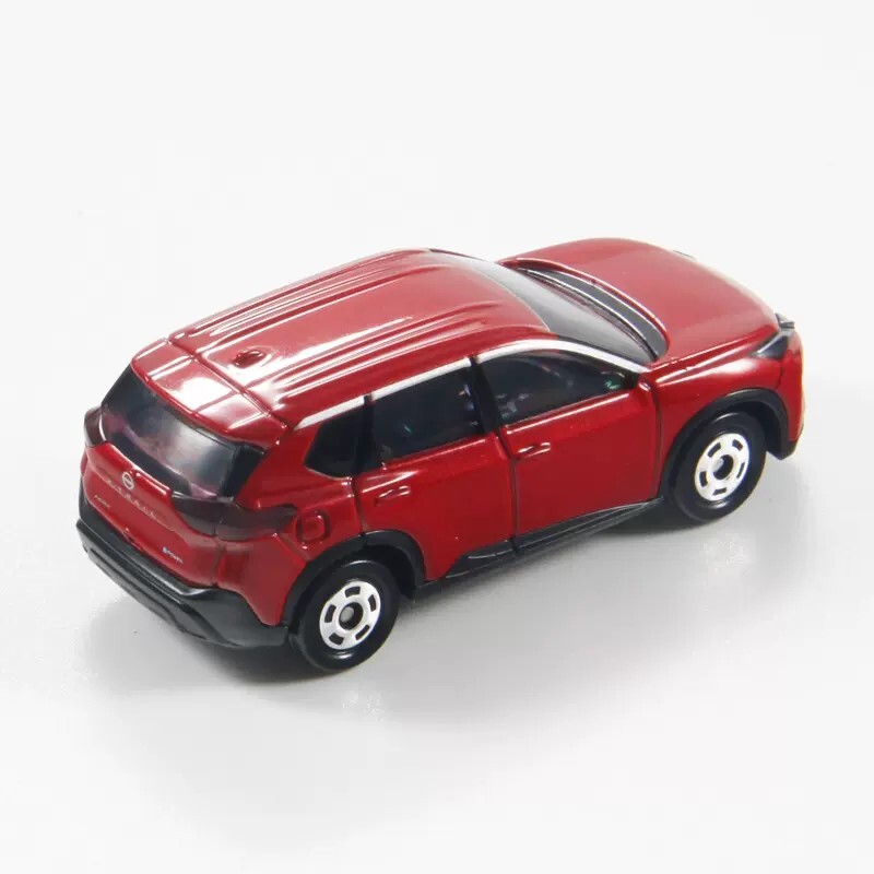 NISSAN X-TRAIL 赤 ミニカー 日産オンラインショップ：X-TRAIL(Cardinal Red) 1/43