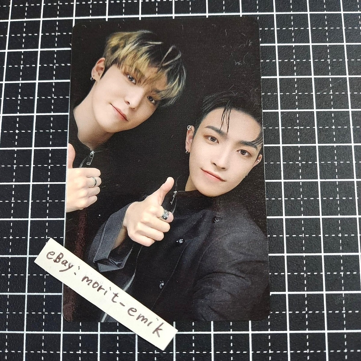 タレントカード ATEEZ YUNHO ATEEZ YUNHO THE WORLD EP . PARADIGM Official Photocard Solo