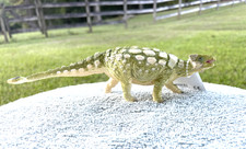 ANKYLOSAURUS by Safari Ltd/toy/dinosaur/Carnegie/404701/RETIRED/NEW with tag
