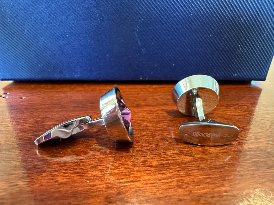 Gemelos SWAROVSKI amatista púrpura cristal redondo Foto 3 de 3