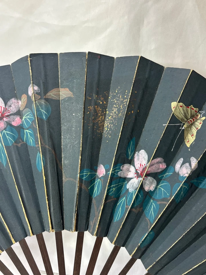 古董黑色纸折叠扇水果鸟花朵蝴蝶竹棒 — 第 4/4 张图片