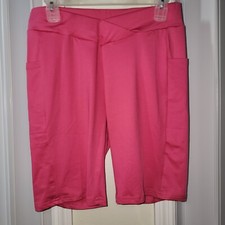 NWT Women's Yoga Shorts With Pockets Pink Size L