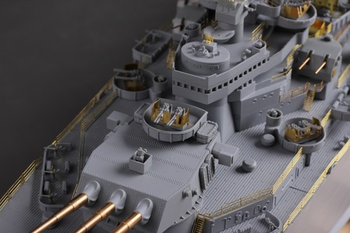 Detail Up Set for Very Fire VF350909 1/350 USS Battleship Missouri Model CYE011 - Picture 10 of 12