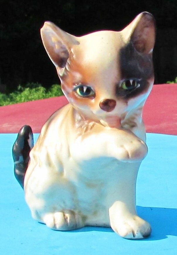 Vtg 1940s Napcoware Napco Bone China Brown & Cream Kitten Licking Paw 1274