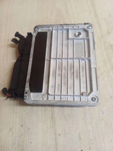 AUDI A4 Avant 8D5, B5 Motorsteuergerät ECU 3B0907557 1.80 Petrol 132kw 34898775