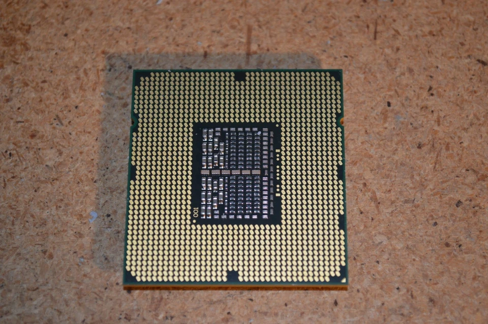 Intel Xeon W3505 CPU 4M Cache, 2.53 GHz LGA1366 Processor (SLBGC) - Image 3 of 3