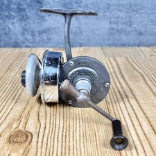 Vintage Fishing Reel 50's 60's Bache Brown Mastereel Model 3 Half Bail Spinning