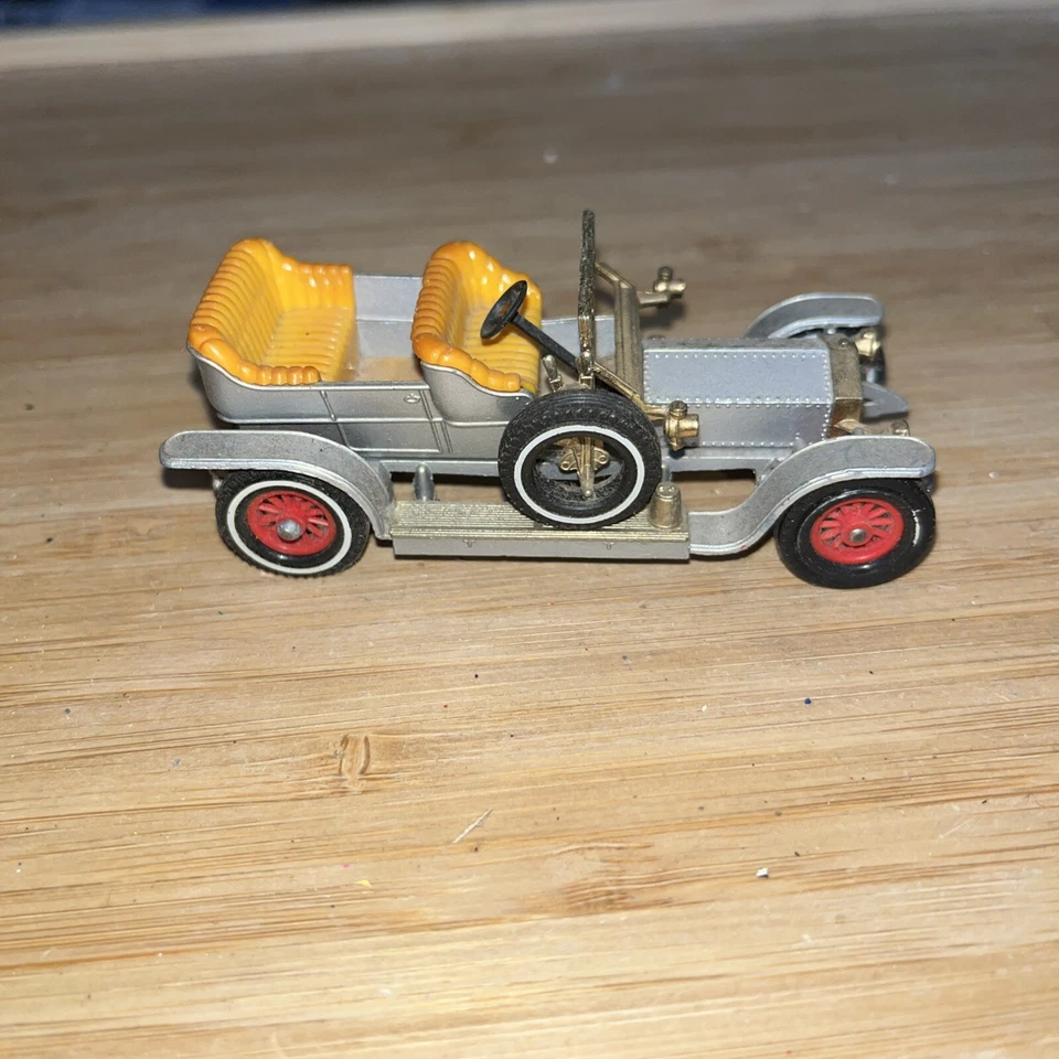 Matchbox Model Of Yesteryear Y-10 1906 RollsRoyce SilverGhost Yellow Seats T5861 - Image 3 of 4