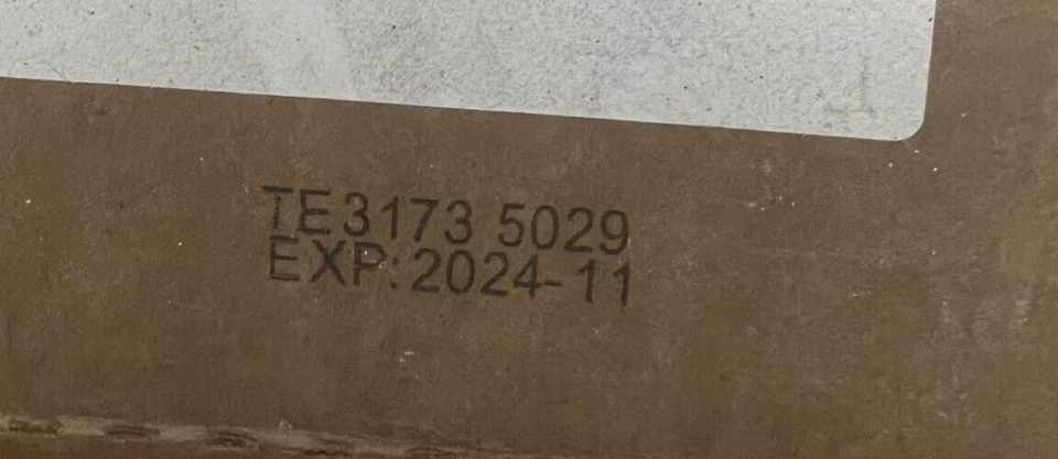 ARM & HAMMER Essentials blanquear y fortalecer pasta de dientes con flúor - paquete de 4,3 oz Foto 4 de 4