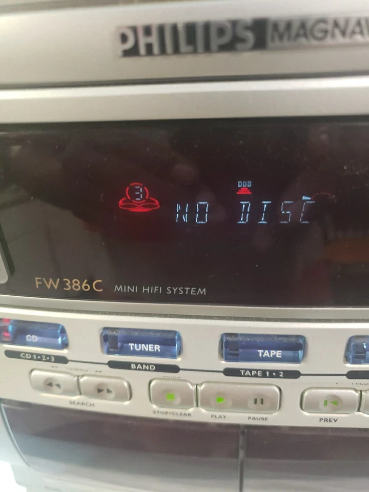 Philips FW C386 stereo CD/Dual Cassette Tape Deck. CD not Working. - Image 3 of 4