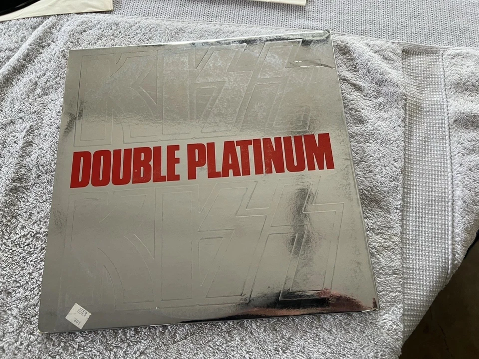 Kiss, Double Platinum, 2x12” Vinyl, Casablanca  - Image 2 of 4