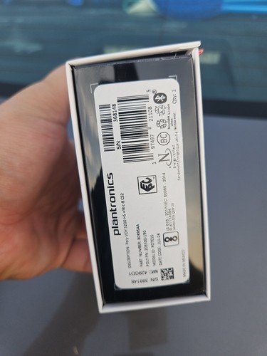 NEW Plantronics Poly Voyager 5200 Wireless Headset - Photo 2 sur 4