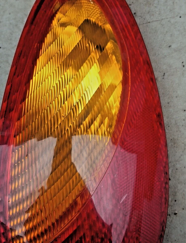 Luz trasera derecha pasajero compatible con 01-05 PT CRUISER LOC-139BH Foto 4 de 4
