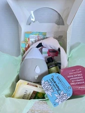 Self-Care Beauty Gift Box With Masks Cleanser Headband & More - New In Elegant P