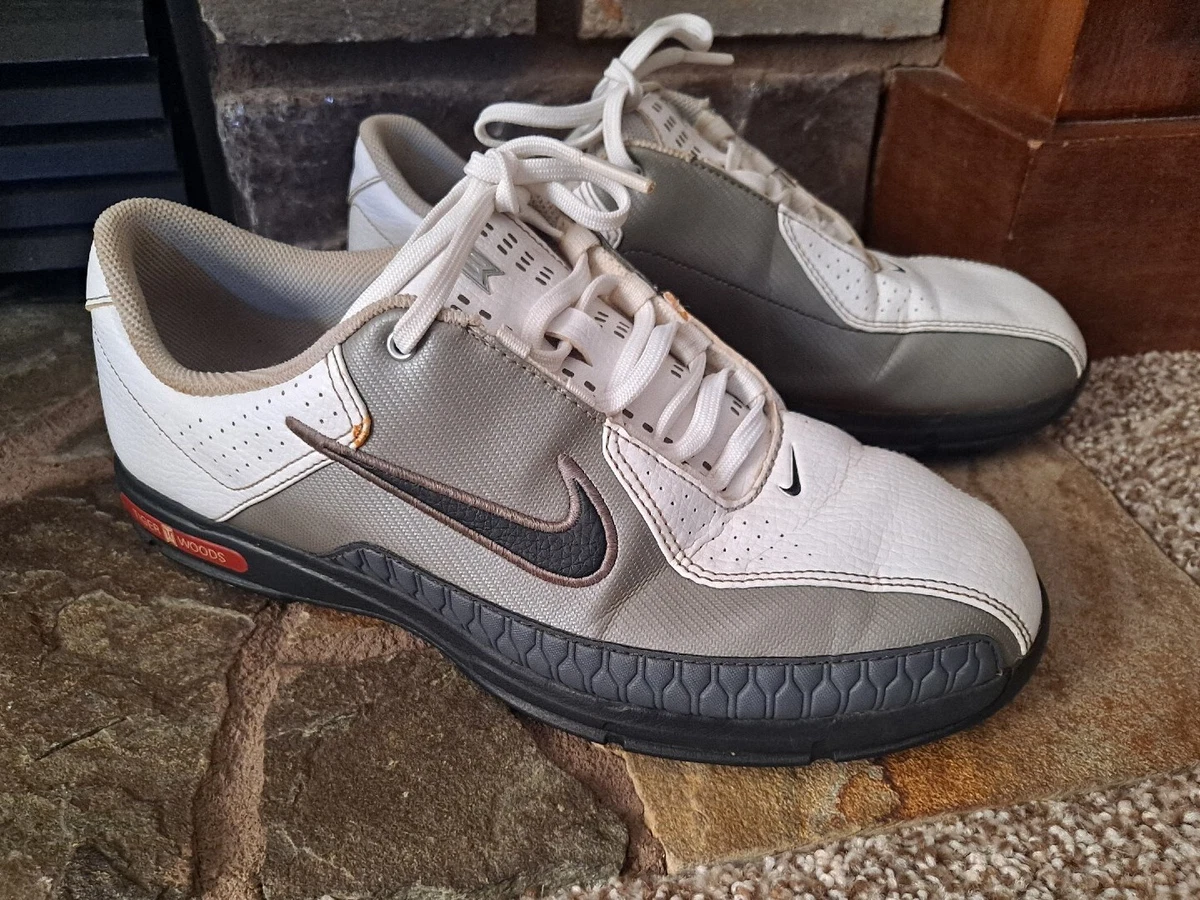Nike turf top shoes golf