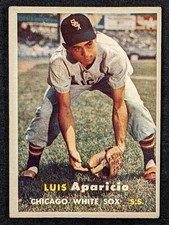 1957 Topps Baseball #7 Luis Aparicio Chicago White Sox