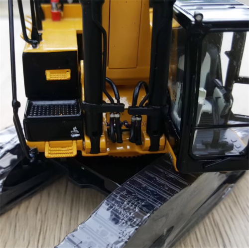 for CCM for CAT 349E L Excavator 1:48 Truck Pre-built Model - Picture 3 of 13