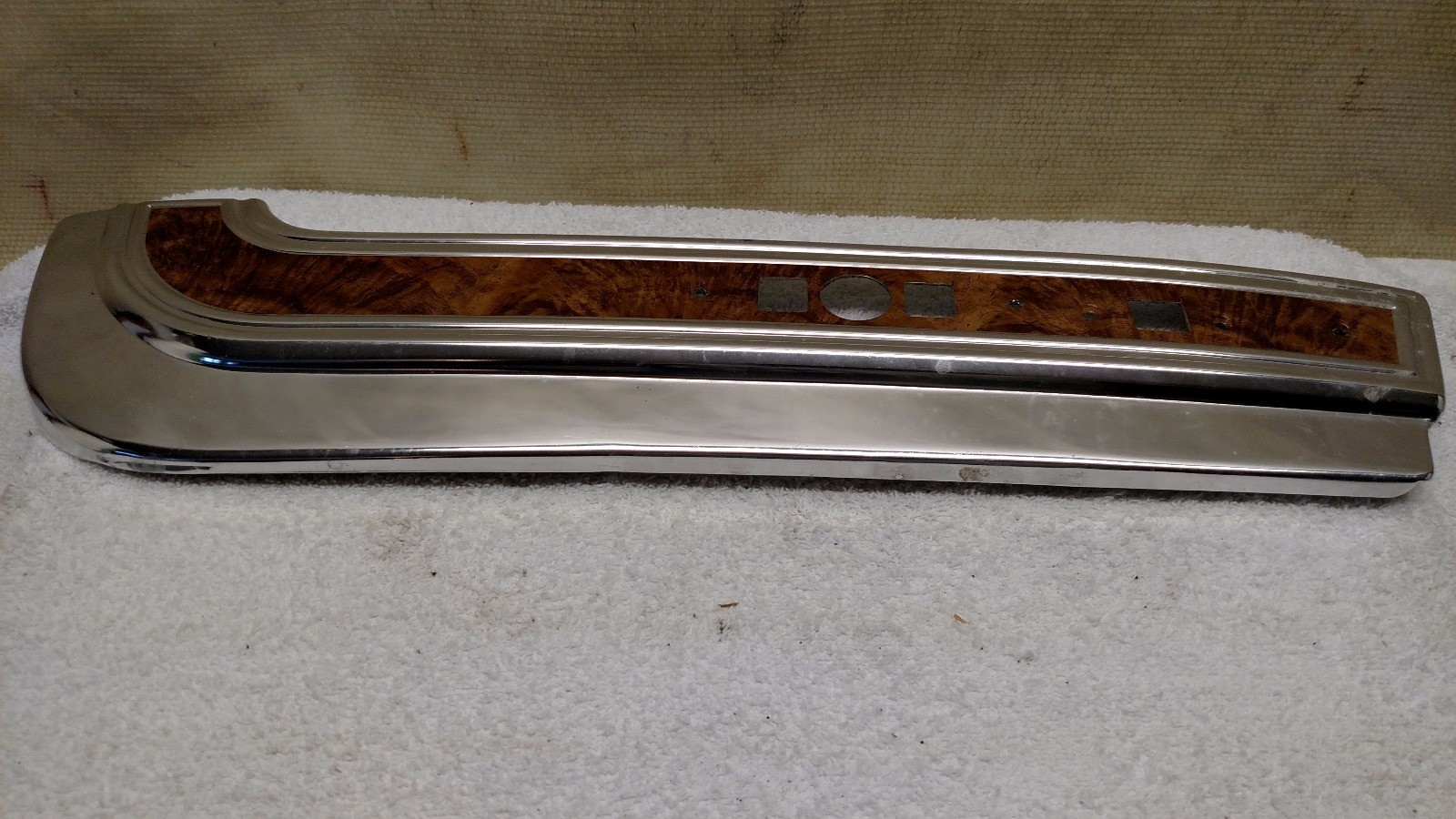 19801984 Buick Electra/Park Ave Woodgrain Lower Seat Trim Side Molding OEM eBay